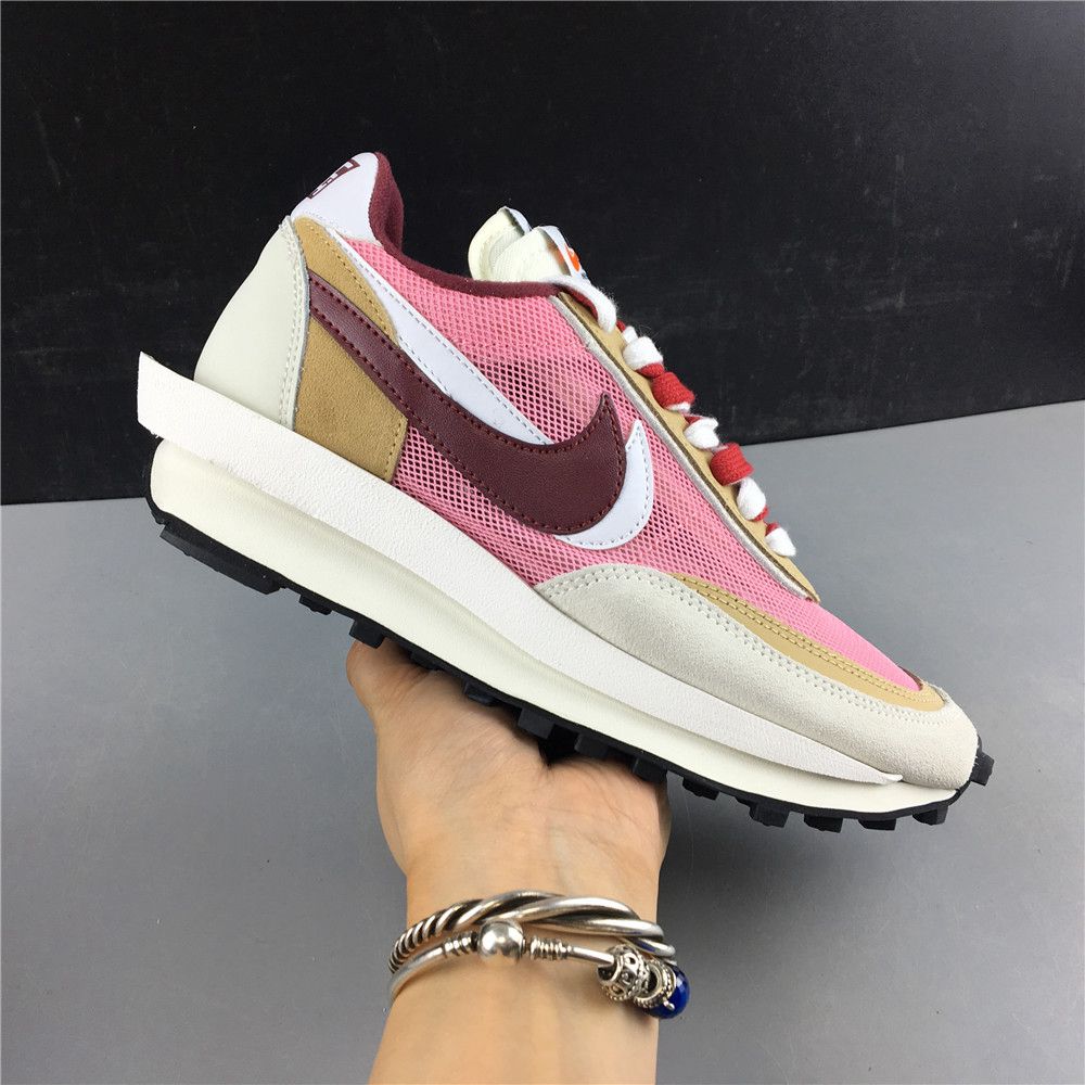 Sacai x Nike LVD Waffle Daybreak BV0073-500
